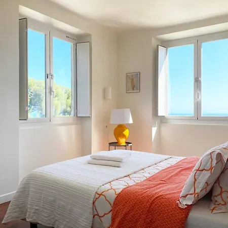 Elegant - Sublime View Of Monaco * ボーソレイユ